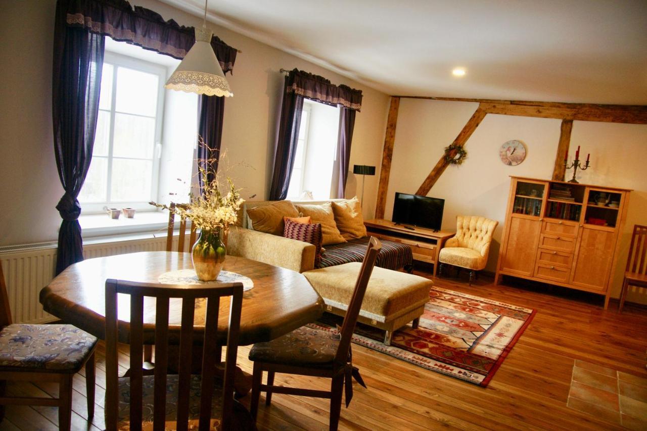 Bear Manor Lacu Muizina Apartment Pāle Exterior foto